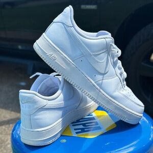 Nike Air Force 1 Triple White Sneakers
